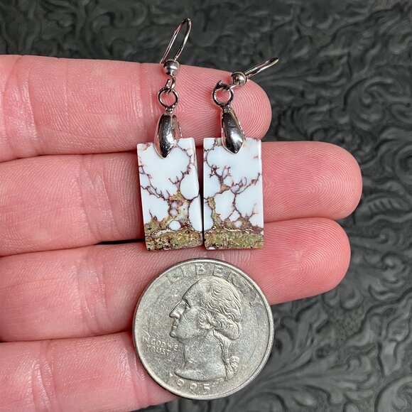 Wild Horse Turquoise Magnesite Crazy Horse Appaloosa Stone Earrings - Picture 4 of 5